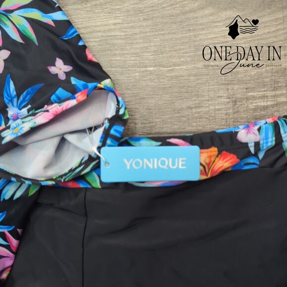 Yonique Strappy Back Boyshort Tankini Swimsuit Size M - Picture 3 of 5